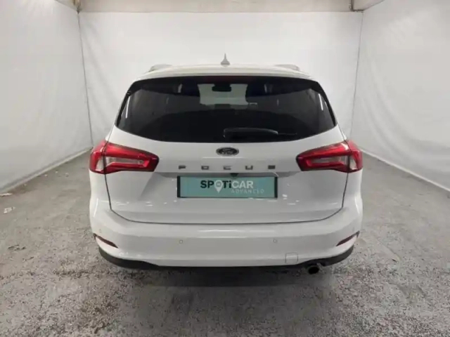 Ford Focus sw 1.0 ecoboost 125ch titanium — photo 5