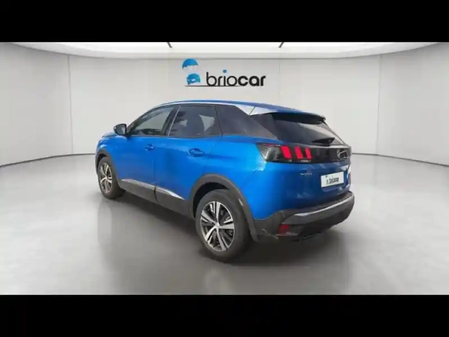 Peugeot 3008 1.5 bluehdi 130ch allure — photo 3