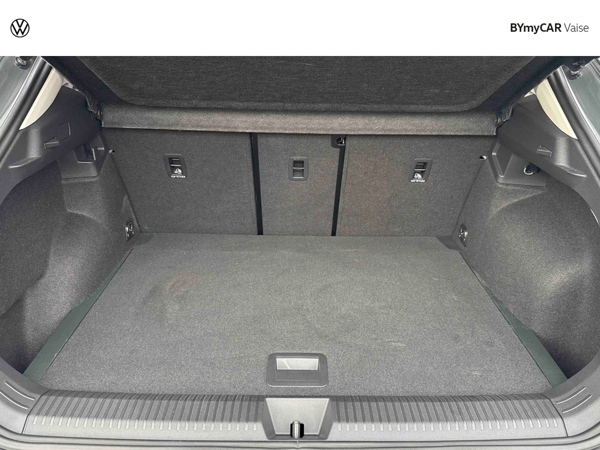 Volkswagen T-Roc 1.5 eTSI Hybrid 150 ch DSG7 — photo 13