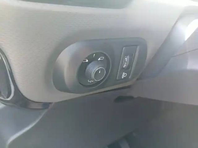 Citroën C4 cactus bluehdi 120 s&amp;s eat6 — photo 23