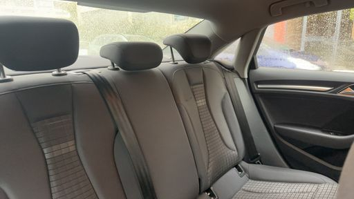 Audi A3 Limousine 40 TFSI 190 Quattro S-Tronic 7 - S Line – 2019 – 111247 km – Essence – Boîte Automatique — photo 19