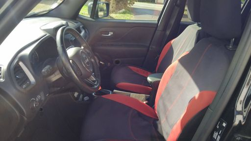 Jeep Renegade 1.3 GSE T4 150 BVA6 - Limited – 2020 – 107948 km – Essence – Boîte Automatique — photo 11