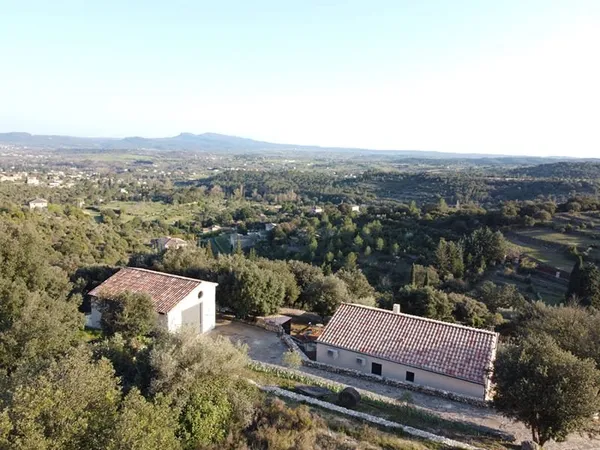 Villa neuve avec vue et environnement coup de coeur !