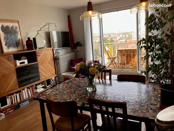 Bas-Montreuil - Superbe 2 pièces meublé avec double terrasse au dernier étage