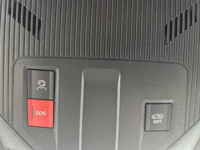 Peugeot 308 sw hybrid 145 e-dcs6 — photo 28