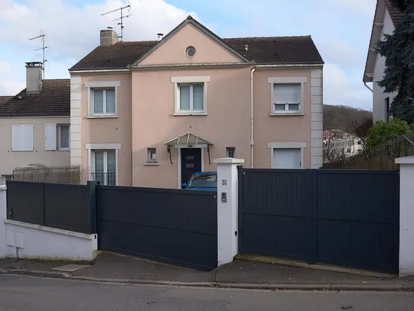 Maison 6 pièces 160 m²
