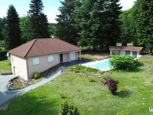 Maison 117 m2 avec piscine a bonnac la cote