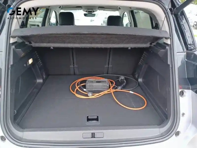 Citroën C5 Aircross hybride rechargeable 225 e-eat8 — photo 6