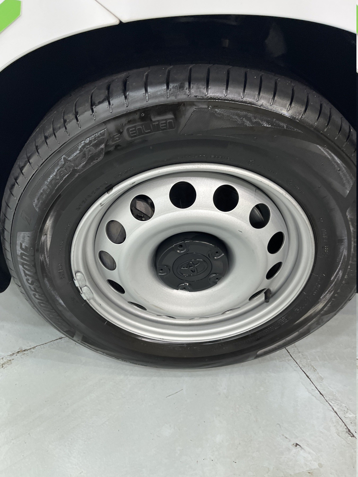 Toyota Proace Fourgon — photo 39