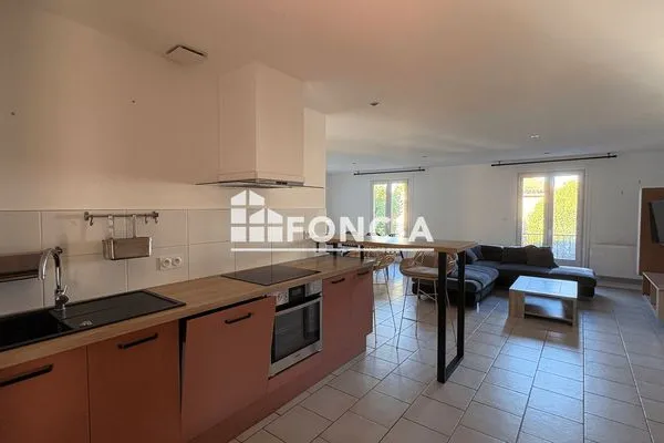 Maison 3 pièces 90 m²