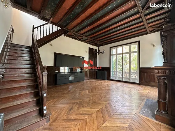 Maison 6 pièces 197 m²