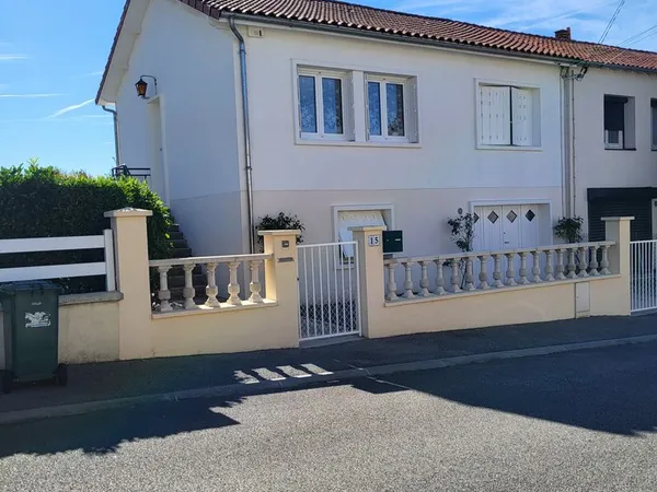 Maison 3 pièces secteur ouest, Commune d'Isle