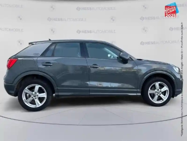 Audi Q2 35 tfsi 150ch business line s tronic 7 — photo 4