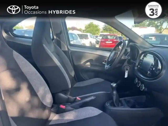 Toyota Aygo X 1.0 vvt-i 72ch dynamic — photo 6