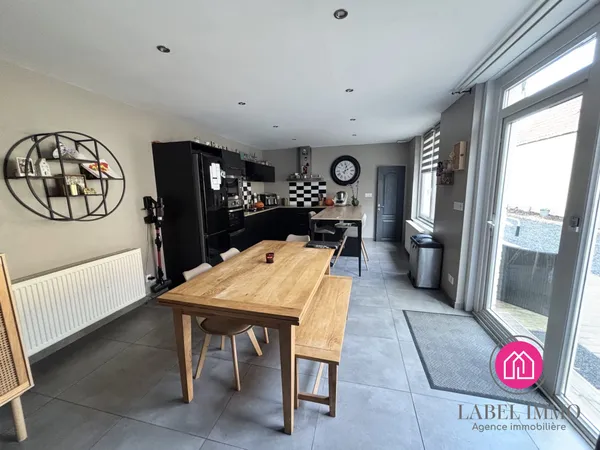 Maison Semi individuelle 200m2 habitables