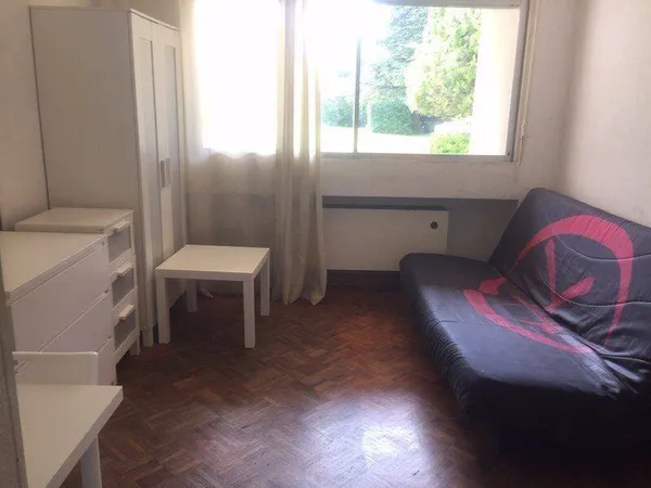 Studio 1 pièce 15 m²