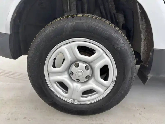 Dacia Duster blue dci 95 4x2 — photo 31