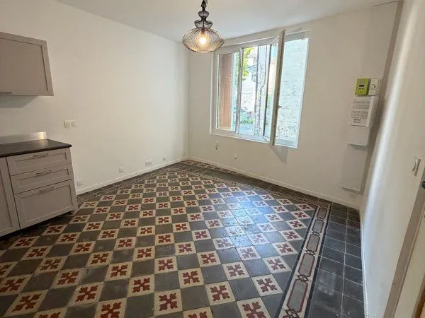 Appartement T1 bis en rez-de-chaussée à louer