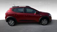 Dacia Sandero 1.0 TCe 90ch Stepway Confort -22 — photo 4