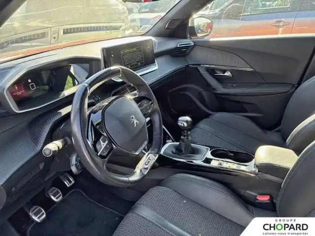 Peugeot 2008 puretech 130 s&amp;s bvm6 — photo 38