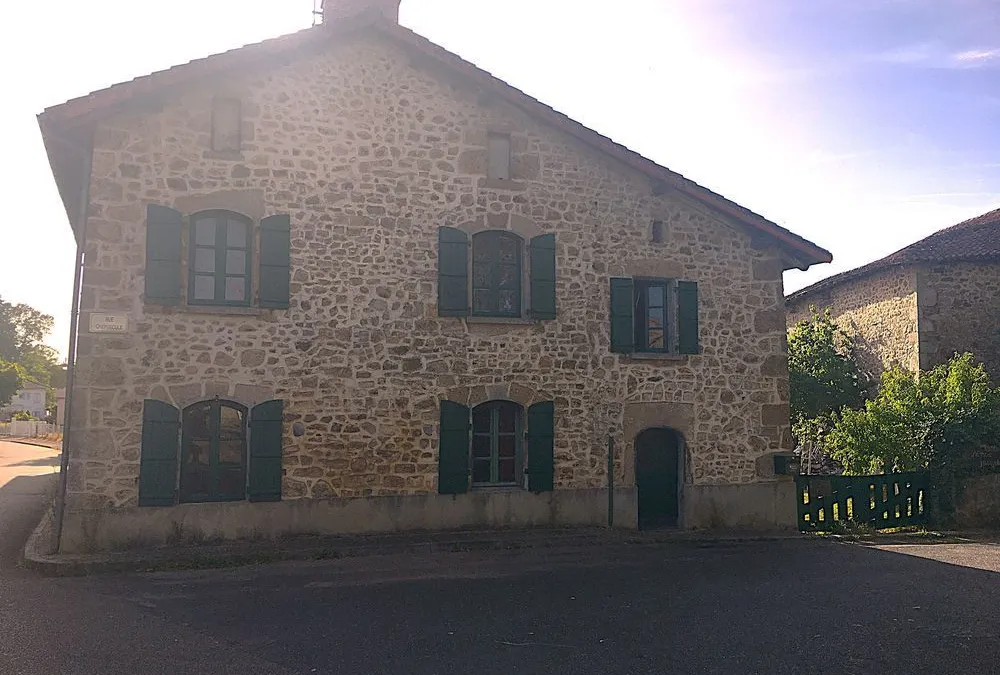 Photo 1