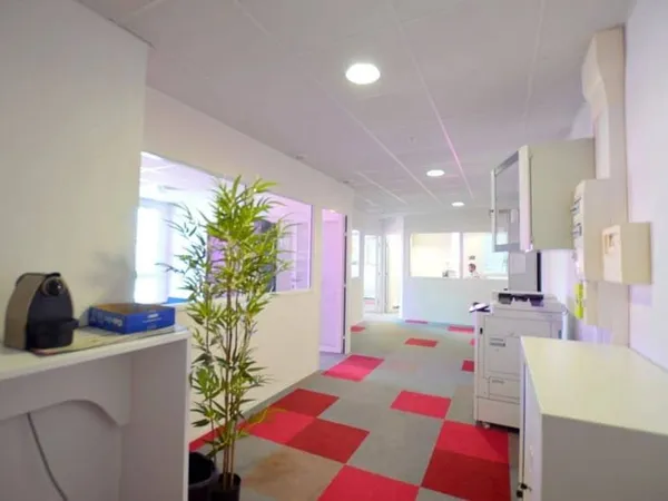 Bureaux 67 m²