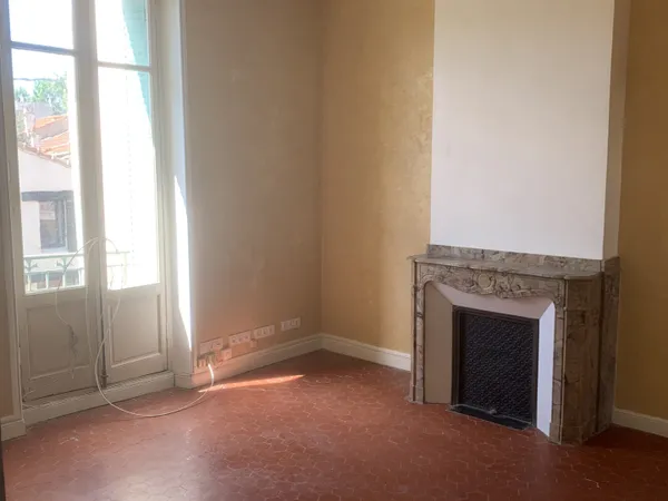 Local professionnel 89 m²