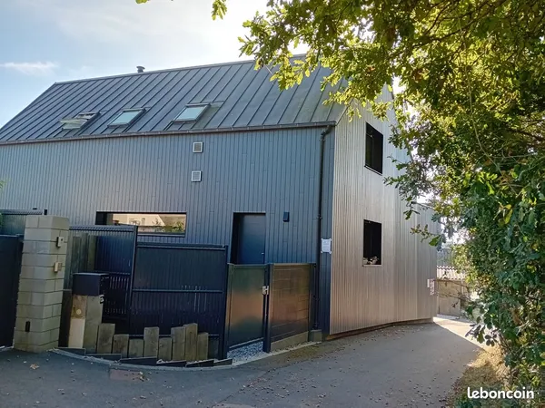 Plerin , contemporaine chaleureuse de 168 m2, 5 ch, jardin clos, DPE A, prestations qualité, constru