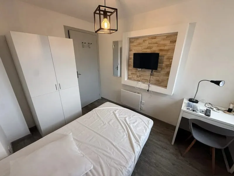 Photo 2
