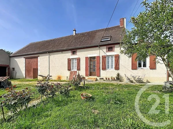 Maison 4 pièces 390 m²