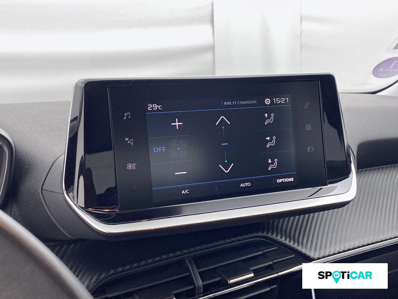 Peugeot 2008 1.2 puretech 130ch s&s style eat8 — photo 13