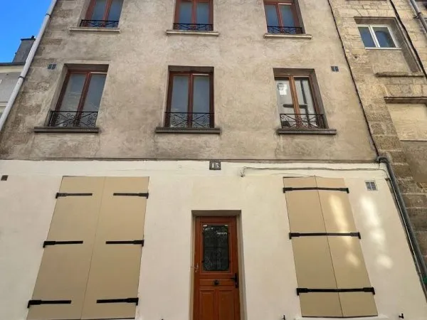 Immeuble de rapport 6 pièces 90 m²