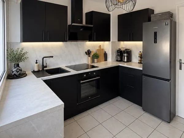 Charmant appartement T3 de 69 m² avec grand balcon et vue dégagée sur Oyonnax