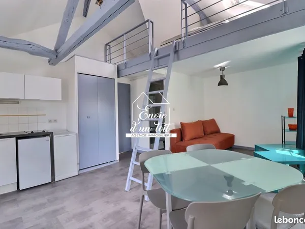 Studio 1 pièce 27 m²