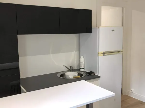 Loue Studio Meublé - 1 chambre, 15m², Chalon-sur-Saône (71)