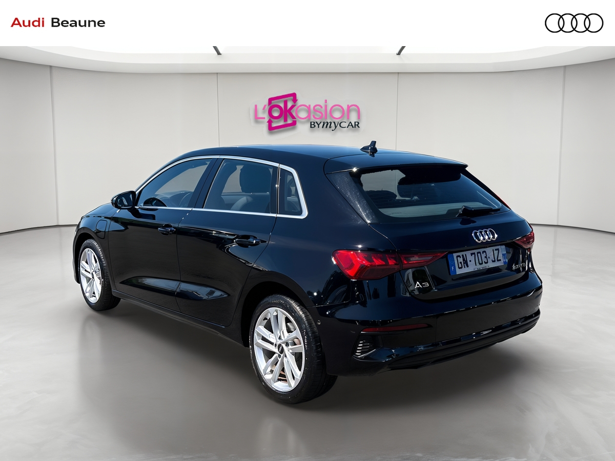 Audi A3 Sportback 40 TFSIe 204 S tronic 6 — photo 3