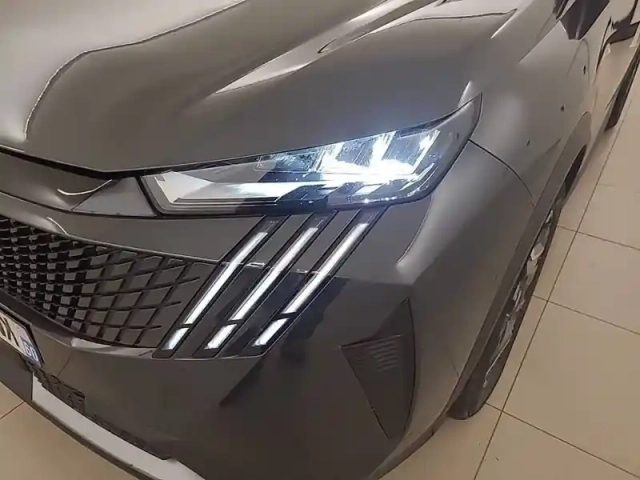 Peugeot 3008 electrique 210 ch 73 kwh — photo 16