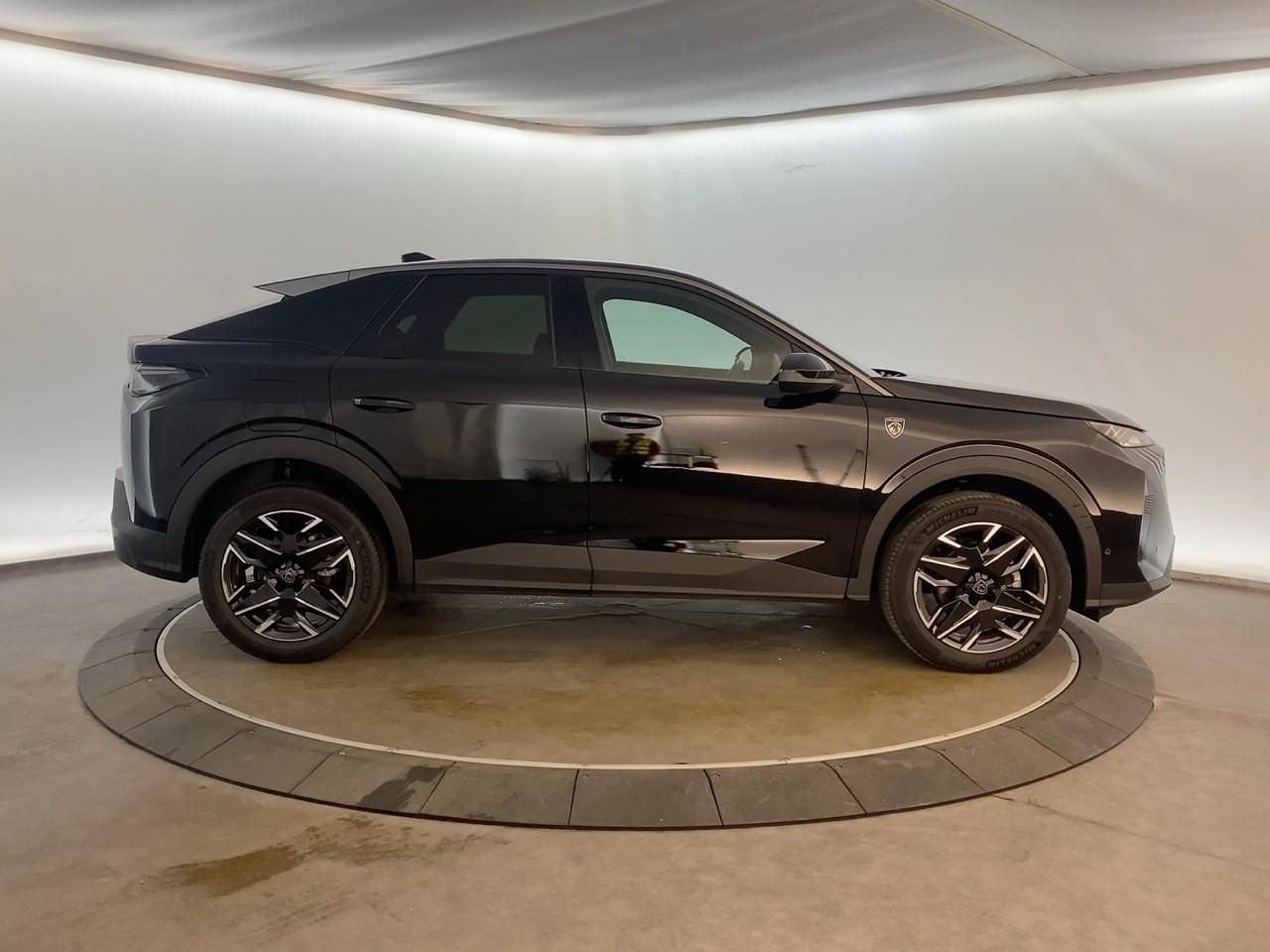 Peugeot 3008 hybrid 145 e-dcs6 gt — photo 4