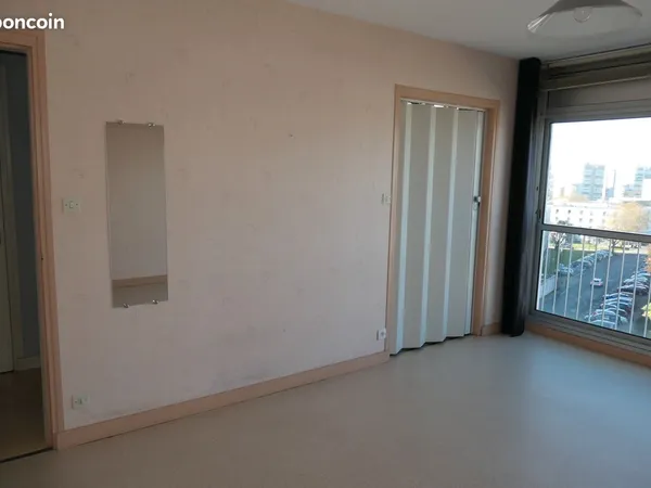 A vendre T1 à proximité des Facs