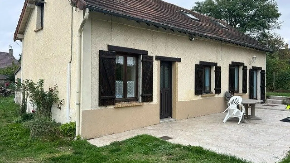 Photo 1