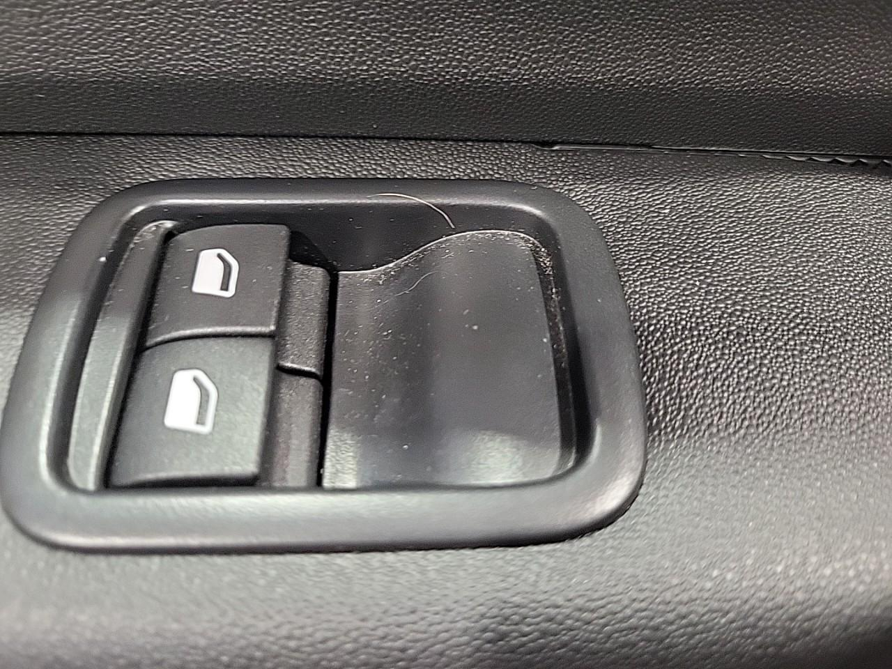 Citroën C3 puretech 83 ch bvm5 plus — photo 25