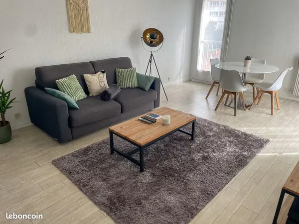 Appartement meublé T2 - 43 m2 au 2e étage