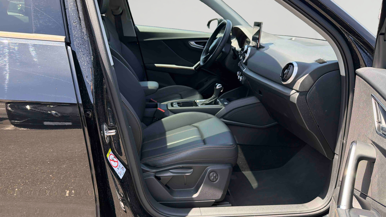 Audi Q2 35 TFSI 150 S tronic 7 — photo 30