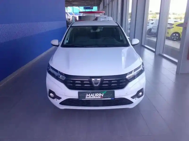 Dacia Sandero 1.0 tce 90ch confort -22 — photo 2