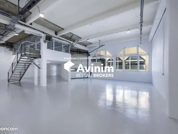 Local 620 m² Aubervilliers