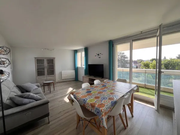 Appartement 4 pièces 77 m²