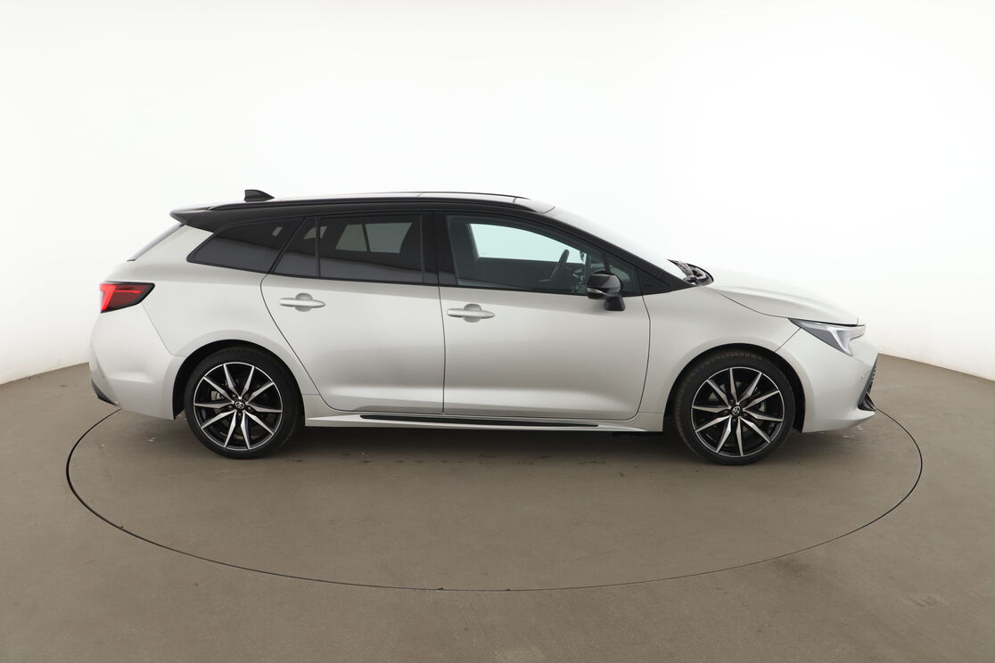 Toyota Corolla Touring Sports 2.0 Hybride GR Sport — photo 6