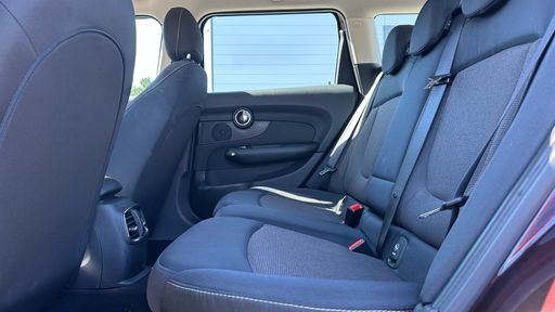 Mini Clubman 2.0 Cooper D 150 Steptronic8 - Business – 2018 – 146409 km – Diesel – Boîte Automatique — photo 53