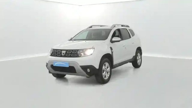 Dacia Duster blue dci 115 4x2 e6u evasion 5p — photo 1