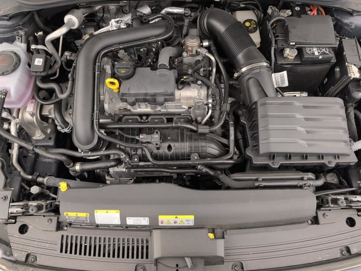 Volkswagen Polo — photo 21